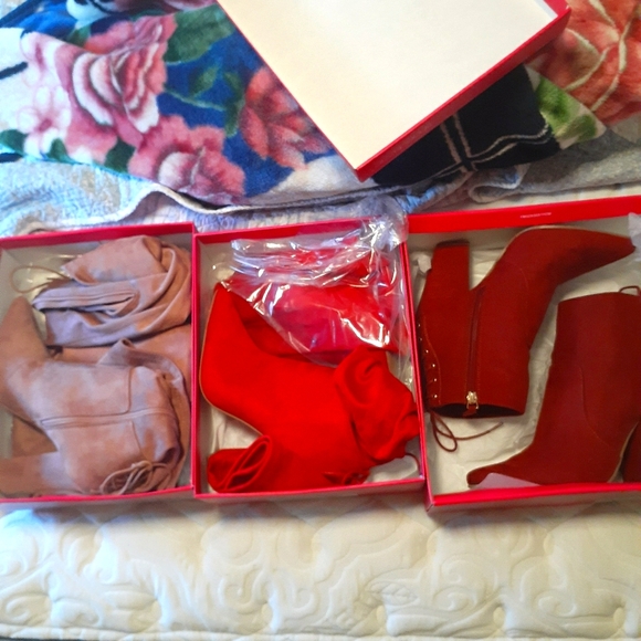 Boots - Picture 1 of 2